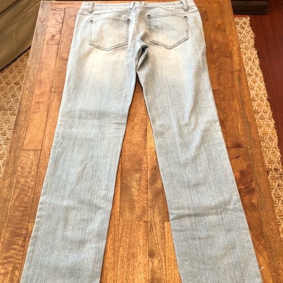 Low Rise Skinny Jeans - Picture 5 of 7